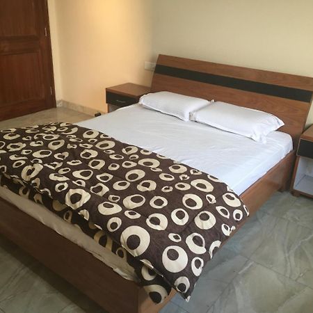 Shiv Hotel And Joe'S Bar & Restaurant Jandiala 外观 照片