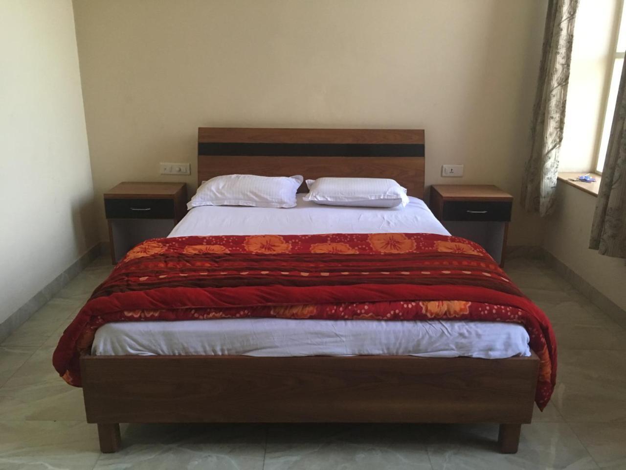 Shiv Hotel And Joe'S Bar & Restaurant Jandiala 外观 照片